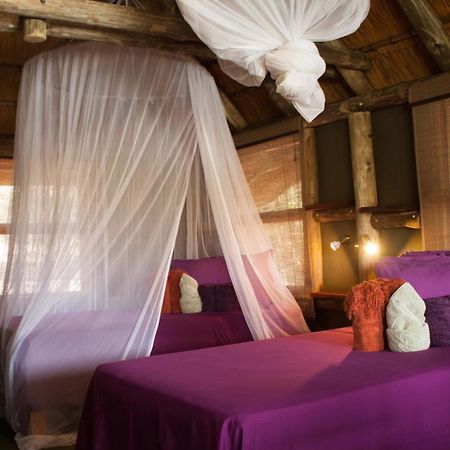 Epupa Falls Lodge Quarto foto